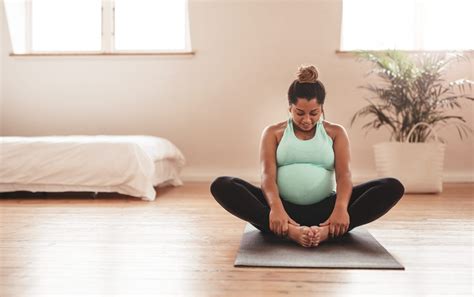 Prenatal Yoga: Guide to the Do’s and Don’ts of Your Routine