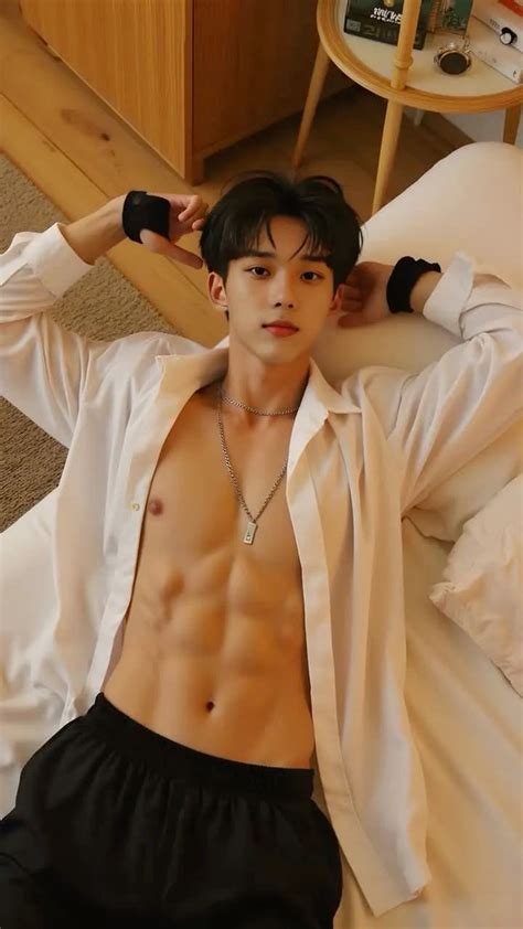 Minsik abs | Hot korean guys, Attractive guys, Men abs