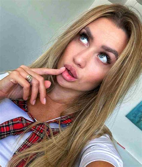 Luxury Mur Age, Height, Weight, Boyfriend, Net Worth 2025