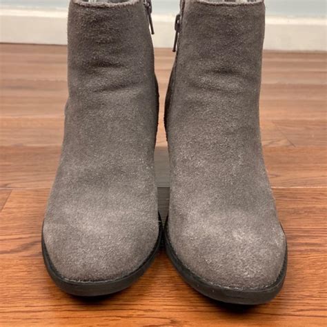 Women's Grey Boots | Depop