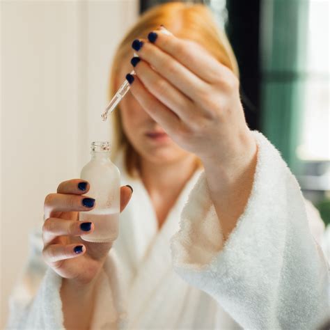 Glycolic Acid: Benefits, Usage, and Side Effects | Ultimate Guide