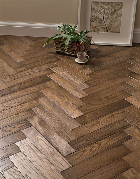 Park Avenue Herringbone Espresso Oak Solid Wood Flooring | Herringbone ...