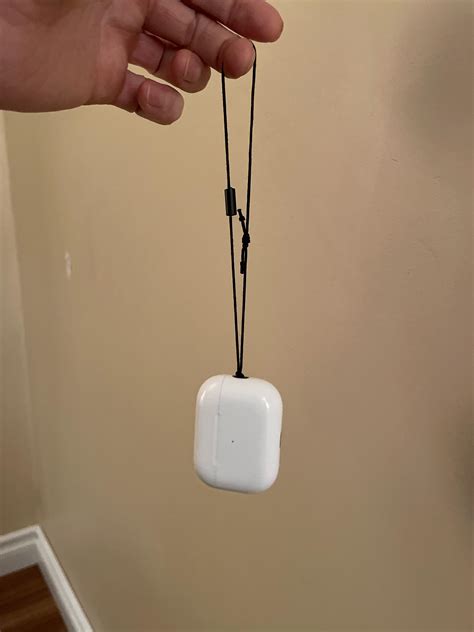 Has anyone had experience (good or bad) with AirPods charger case ...