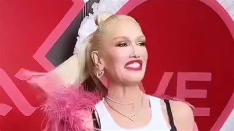Gwen Stefani ditches Blake Shelton at Valentine's Day event in LA as ...