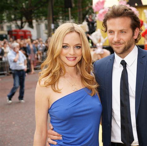 Hot pic: Heather Graham volume 2: Nipples