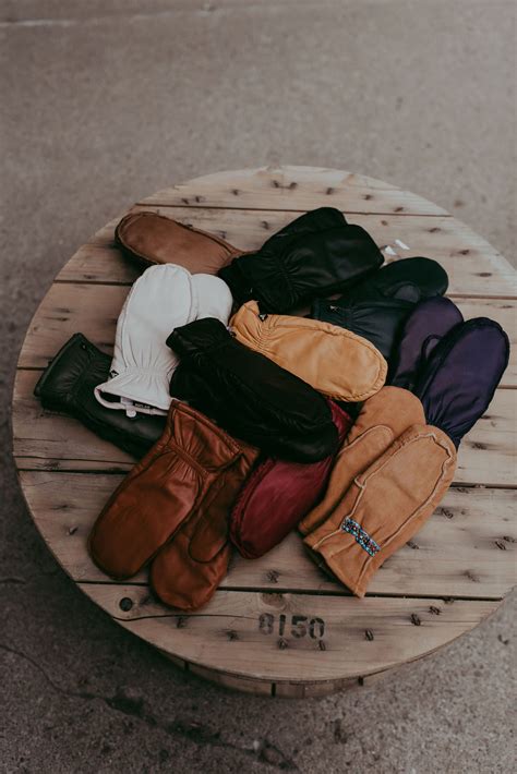 Handsome Gloves – Swift Shoe