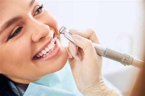 What are the Side Effects of Teeth Cleaning? | Dentaleh