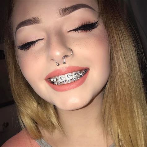 @ayeejanae Smiley Piercing, Cute Piercings, Facial Piercings, Braces Smile, Teeth Braces, Cute ...