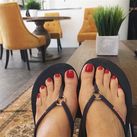 Stella Liberty - Pés famosos