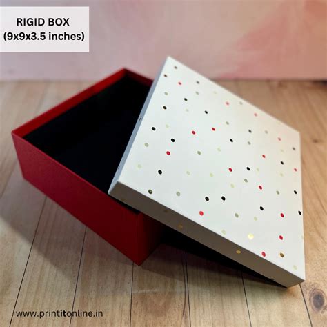 RIGID BOX - 9 x 9 x 3.5 ( Foiled Polka dots )