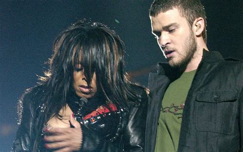 Janet Jackson Nip Slip At The Super Bowl