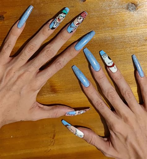 Just practicing some drawings on nails, hope you like : r/Nails