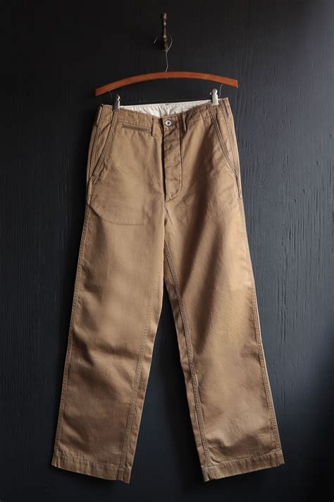 BLACK SIGN Main Lodge / Khaki Chino Trousers Type-2 / Field Khaki