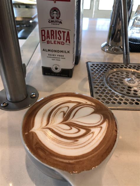 Califia Almond Milk : r/barista