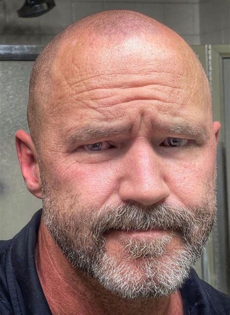 Pin de Campourcy Didier em Homme | Homens bonitos, Homens