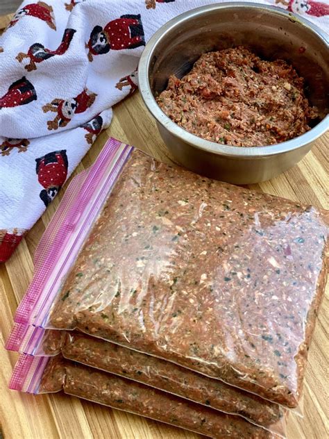 Balanced Homemade Dog Food - Stellanspice | Recipe | Raw dog food ...