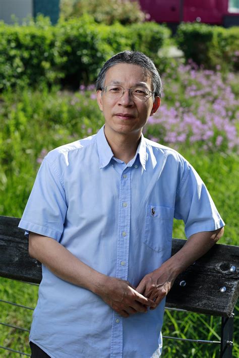 AGE-WELL | Monitoring system for seniors puts privacy first