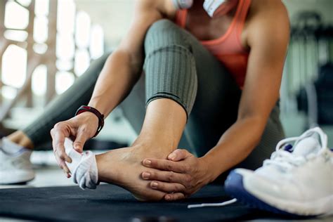 Identifying Foot Stress Fractures: Testing Methods and When to Consult a Physiotherapist | The ...