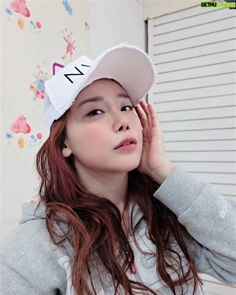 Lee Chae-dam Wallpapers - Wallpaper Cave