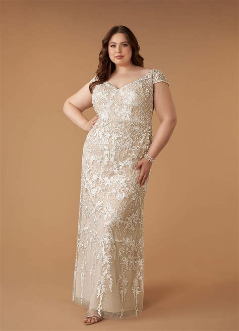 Diamond White/Nude Azazie Devonna Diamond White Nude Sheath V-Neck ...