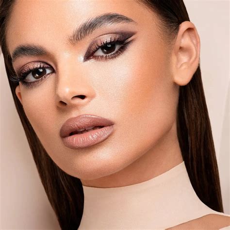 I Need a Nude Eyeshadow Palette | Must-Have | Natasha Denona