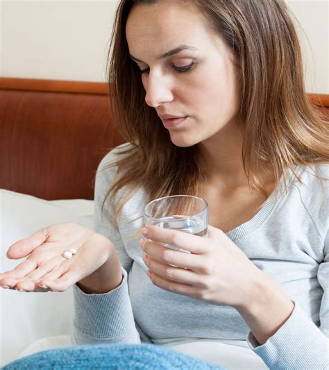 Nausea When Breastfeeding: Causes, Treatment and Home Remedies