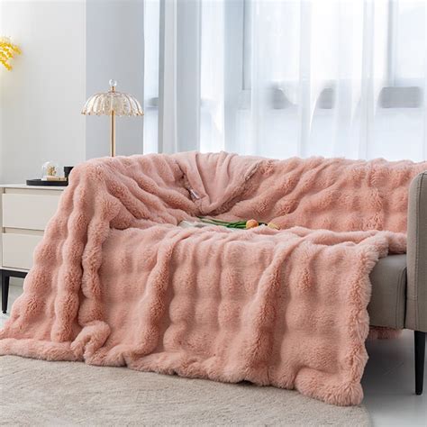 Ultra Soft Fluffy Blankets Queen Size for Bed - Fuzzy Faux Fur Sherpa ...