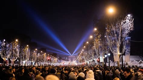 8 Ways to Celebrate New Year's in Paris