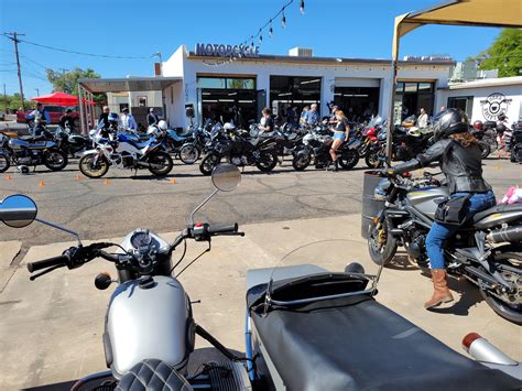 Representing at the Tucson Distinguished Gentlemens Ride : r/ural