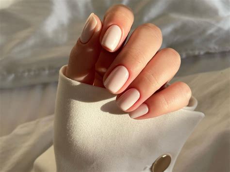 30+ Classy Short Nail Designs: A Minimalist's Dream Manicure