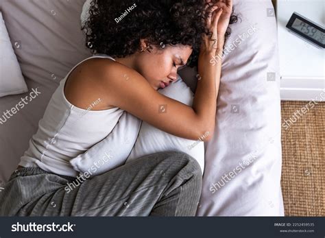 49,051 Woman Lying Down On Bed Images, Stock Photos & Vectors ...