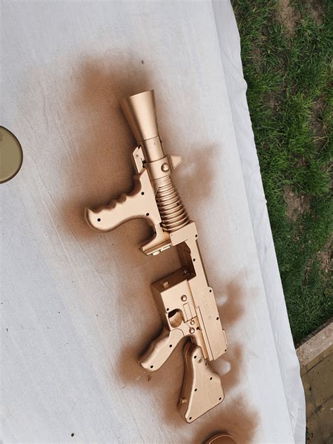 I turned the DG into it's Mythic Variant, the Midas' Drum Gun. I guess ...