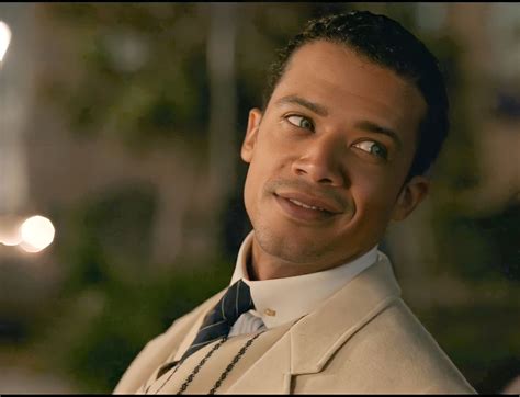 Louis de Pointe du Lac icons | Entrevista com o vampiro, Entrevista, Filmes