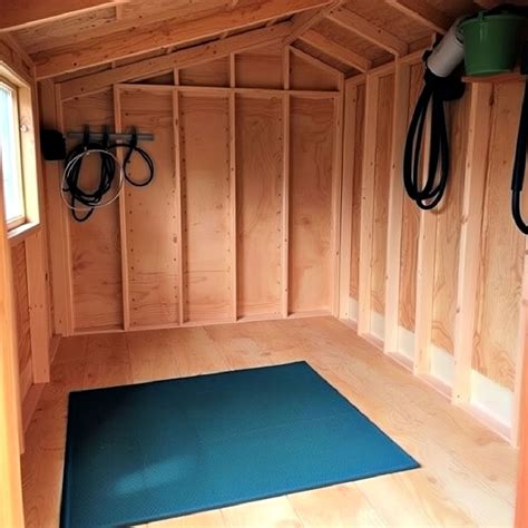 15 Shed Floor Ideas for A Durable and Functional Space