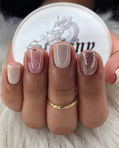 Pin by Luz Nelsy B on nails | Simple gel nails, Gel nails, Round nails