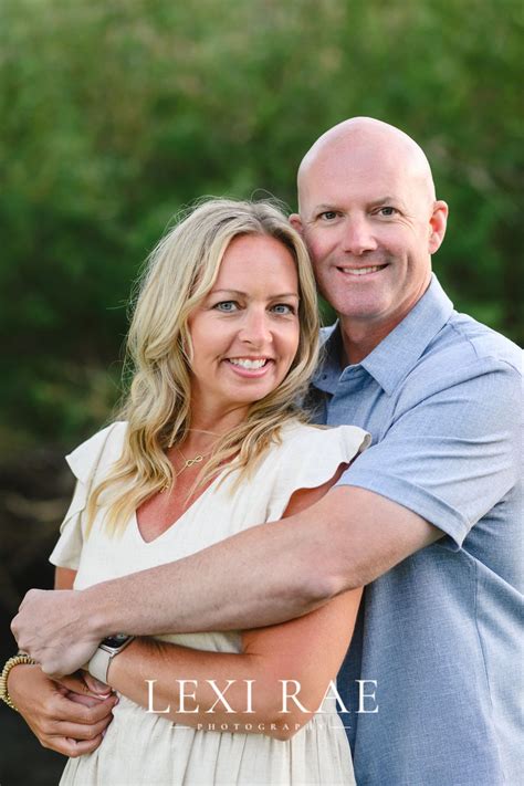 Posing Tip: Get Close - Lexi Rae Photography