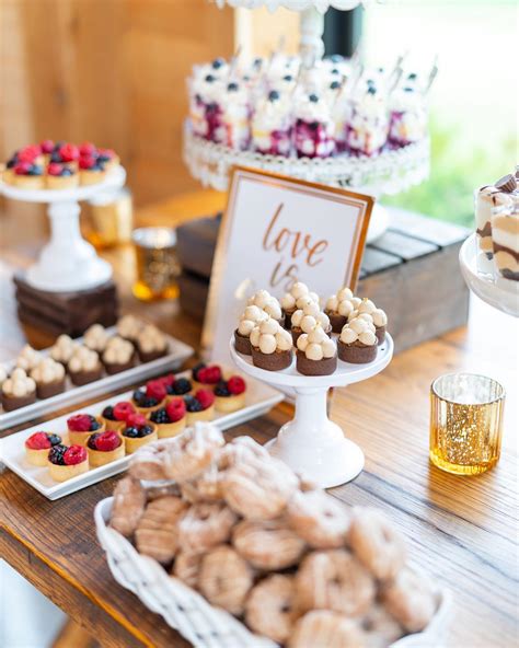Wedding Dessert Table Designs