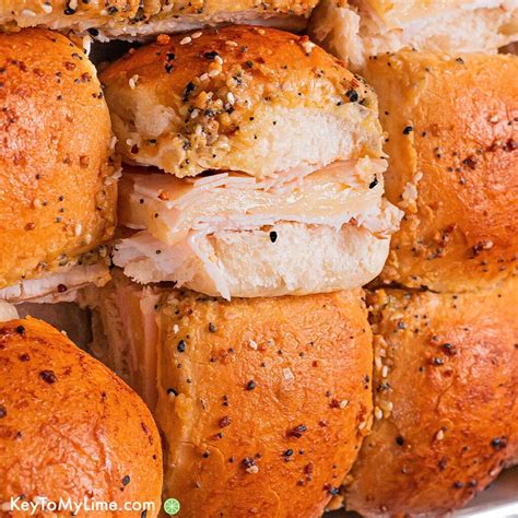 BEST Turkey Sliders Recipe {Oven Baked Turkey Sliders with Cheese VIDEO ...