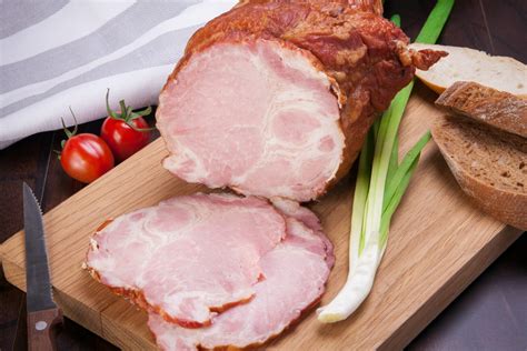 Is Uncured Ham Safe To Eat? (Answer)