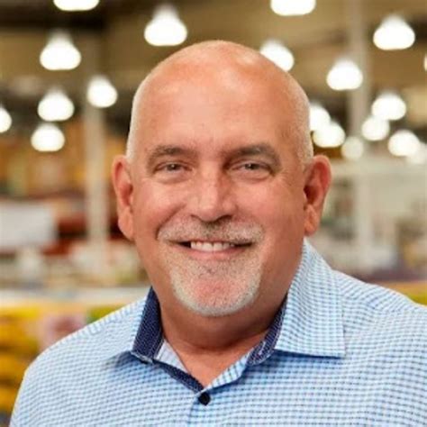 Inside Costco CEO salary compared to what the typical employee makes ...