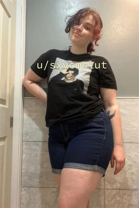 Small tits and thick thighs | Scrolller