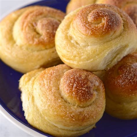 Middle Eastern Dinner Rolls at Milla Slessor blog