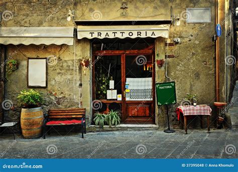 Italian restaurant stock photo. Image of wall, outdoor - 37395048