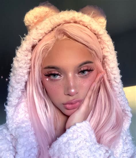 MAKEUP TREND DISSECTION: E-GIRL STYLE | Cute makeup, Soft makeup looks ...