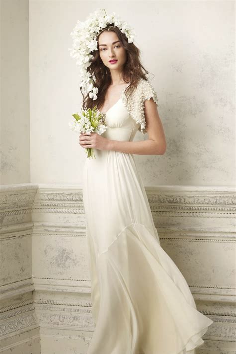 Elegant Simple Wedding Dresses With Sleeves Top Review elegant simple wedding dresses with ...