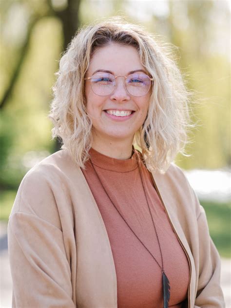 Lauren Joyce Hensel (she/her) on LinkedIn: #bebrightbeyouslfutures # ...