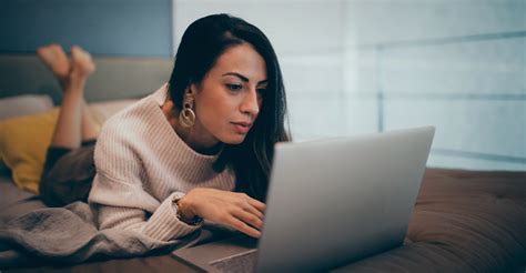 World’s Largest Porn Site Reveals What Type Of Porn Women Watch