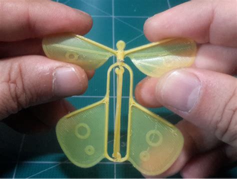 Fully 3D Printed Flying Butterfly by tigermcho | Flying toys, 3d ...