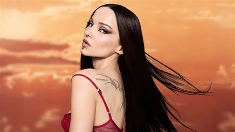 Dove Cameron For Urban Decay Cosmetics 2025 Wallpaper,HD Celebrities ...