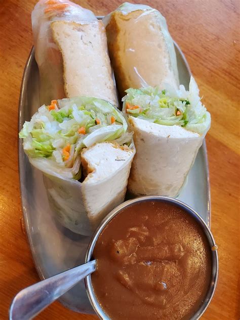 Nom Nom - Vancouver Washington Restaurant - HappyCow